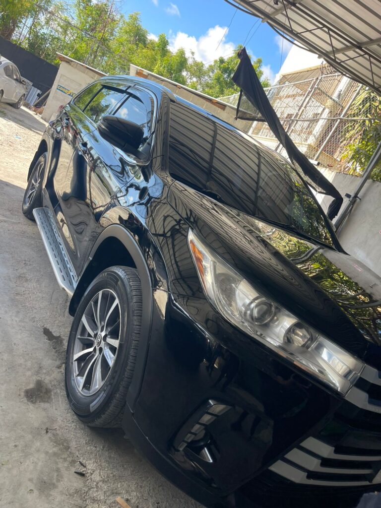 Toyota Highlander XLE 2017