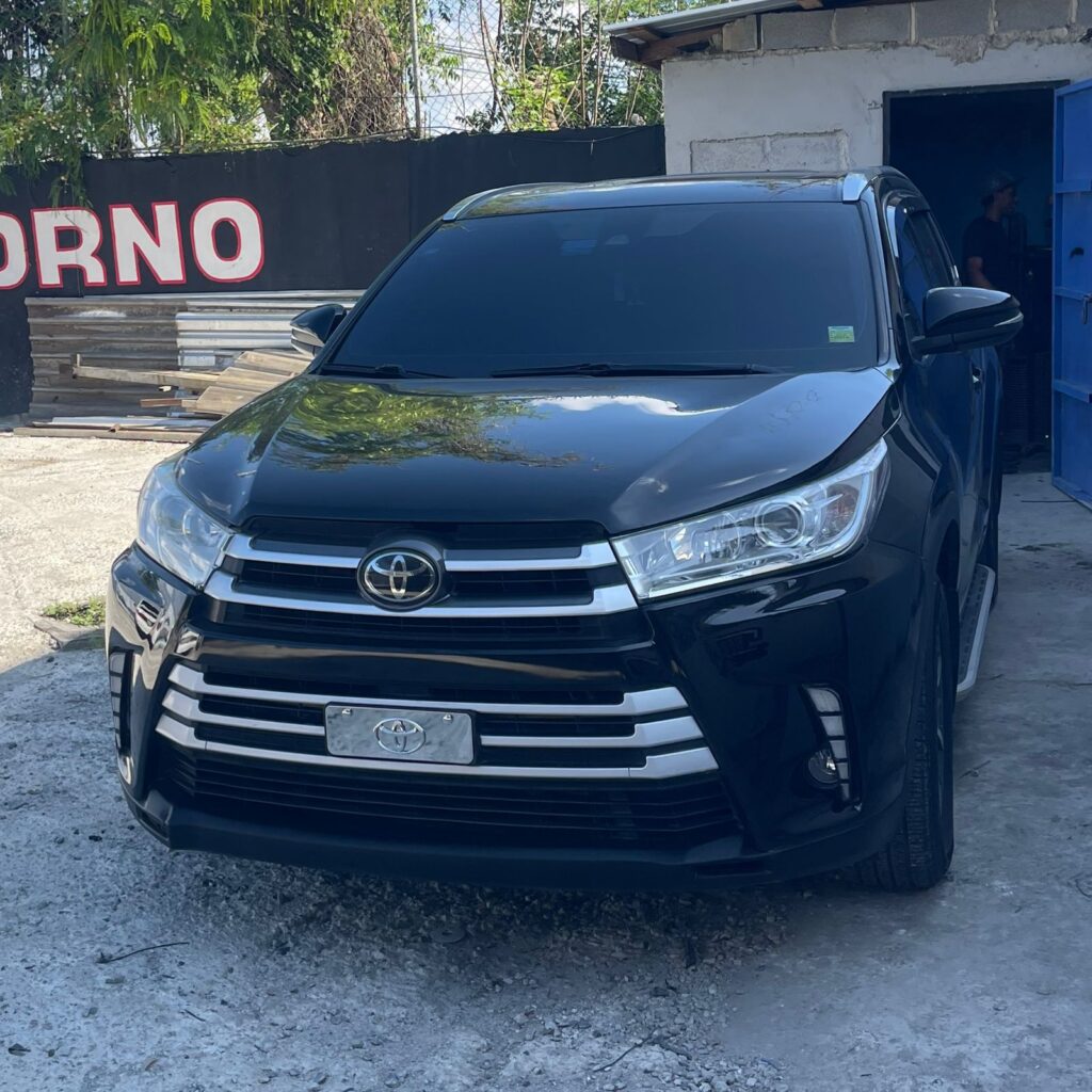 Toyota Highlander XLE 2017