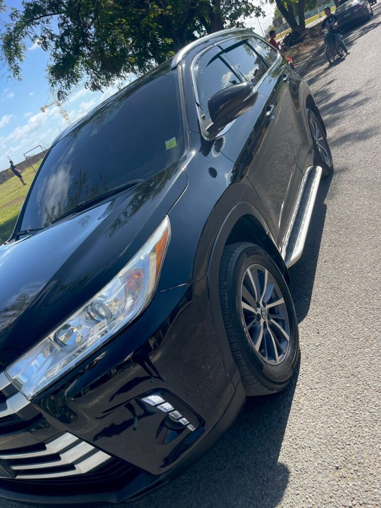 Toyota Highlander XLE 2017