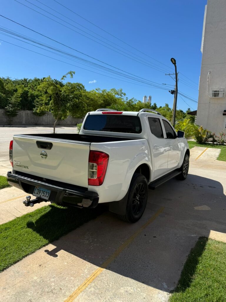 Nissan Frontier NP300 2019