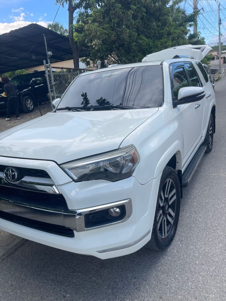 Toyota 4Runner Limited 2010