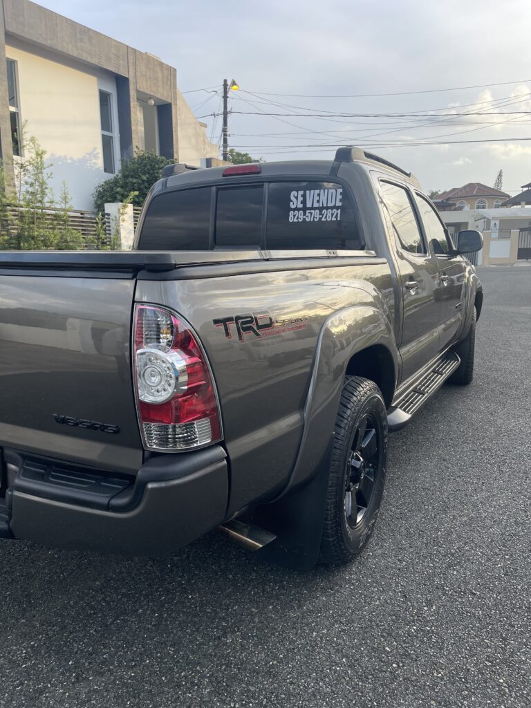 Toyota Tacoma SR5 2009