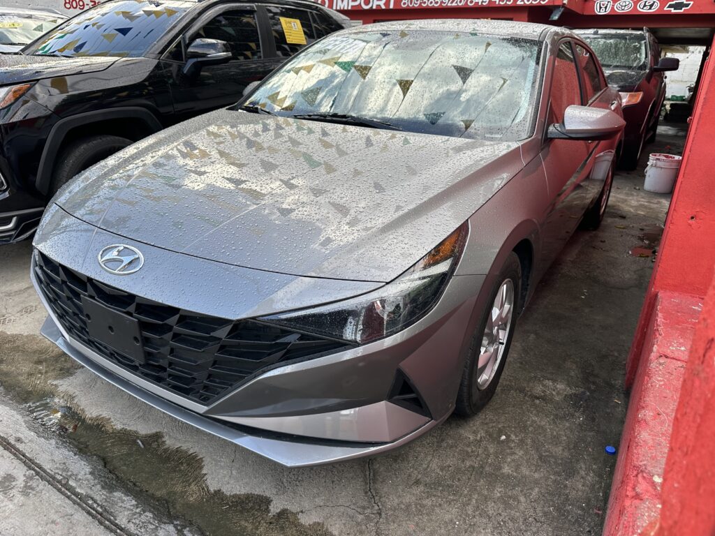 Hyundai Elantra Value edition 2021