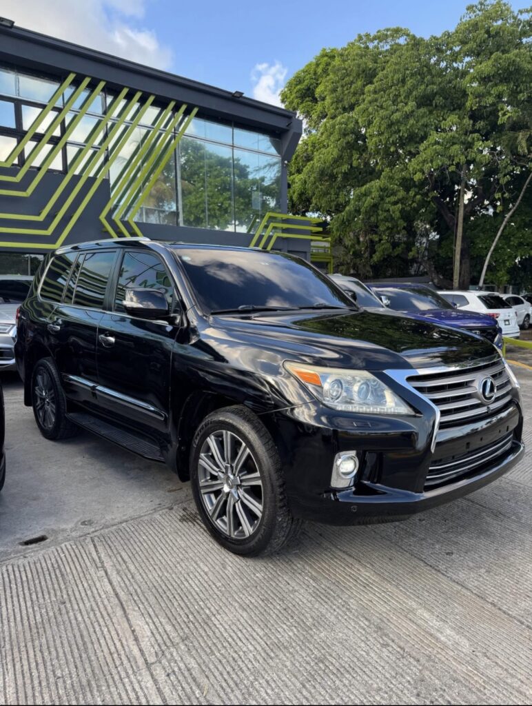 Lexus LX 570 2015