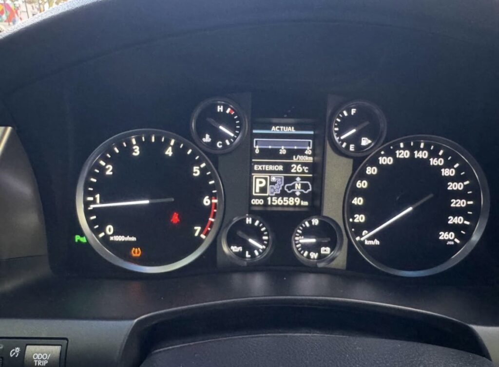Lexus LX 570 2015