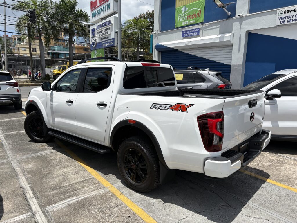 Nissan Navara PRO-4X 2025