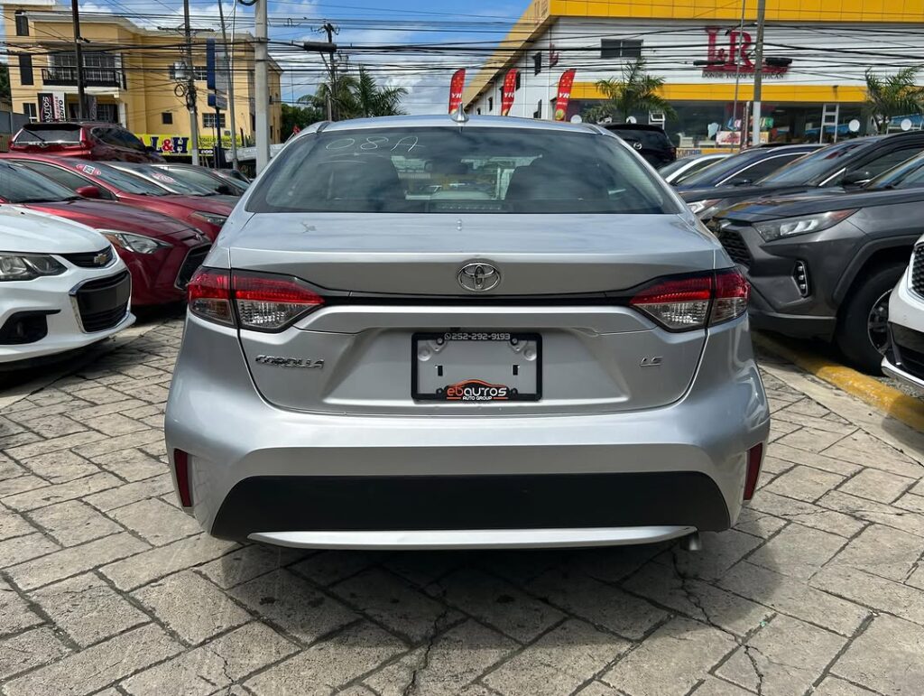 Toyota Corolla LE 2020