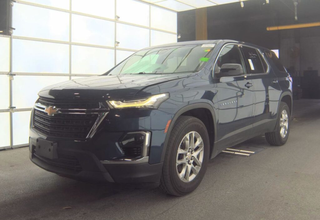 Chevrolet Traverse LS 2022