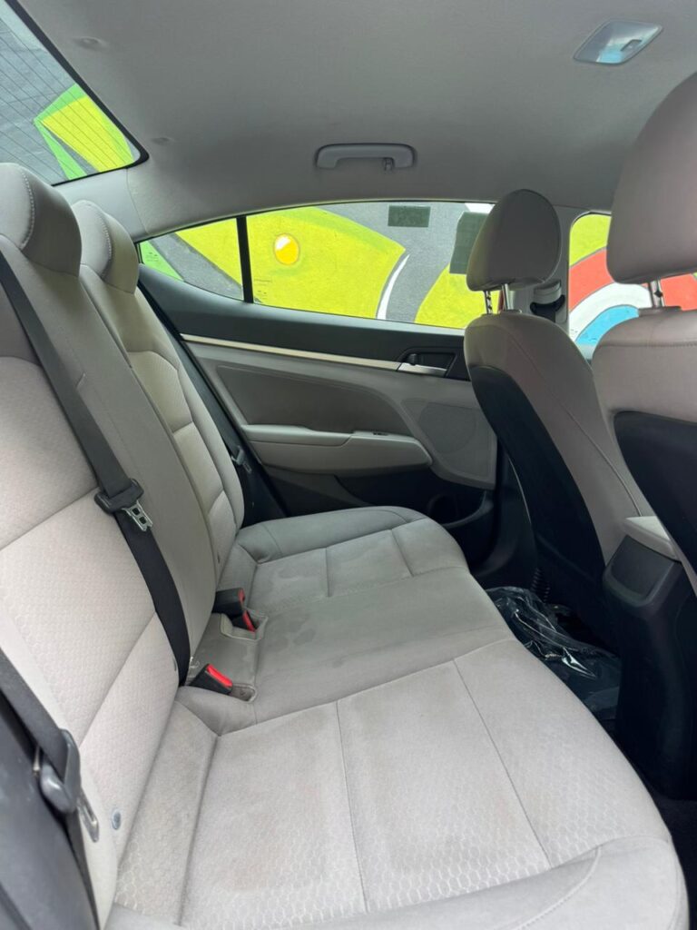 Hyundai Elantra Limited 2020