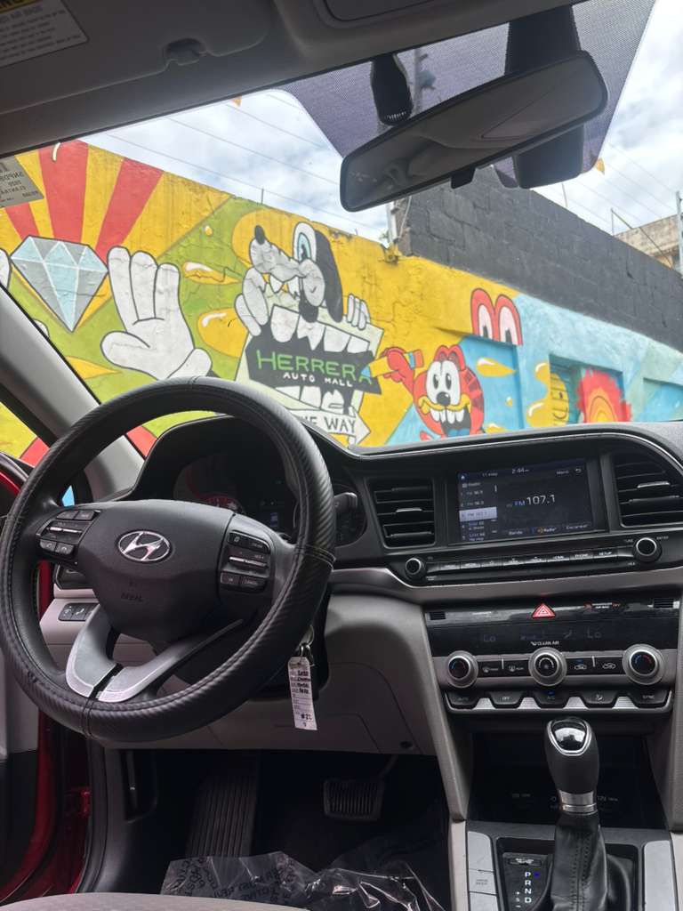 Hyundai Elantra Limited 2020