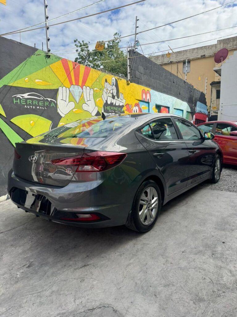 Hyundai Elantra Limited 2020