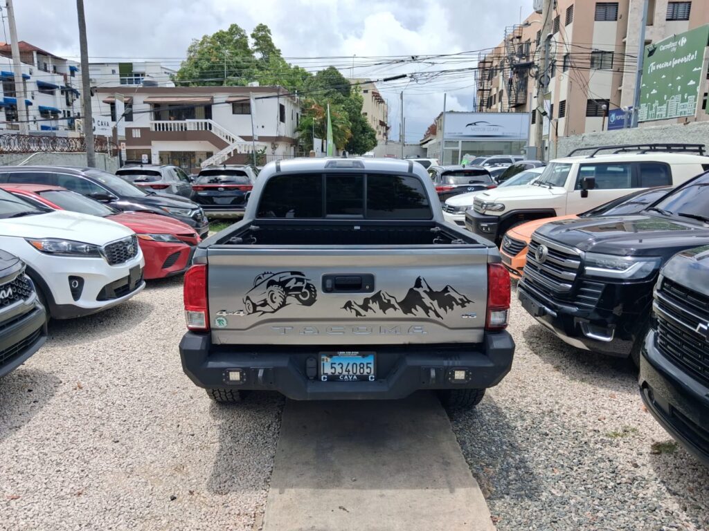 Toyota Tacoma SR 2020