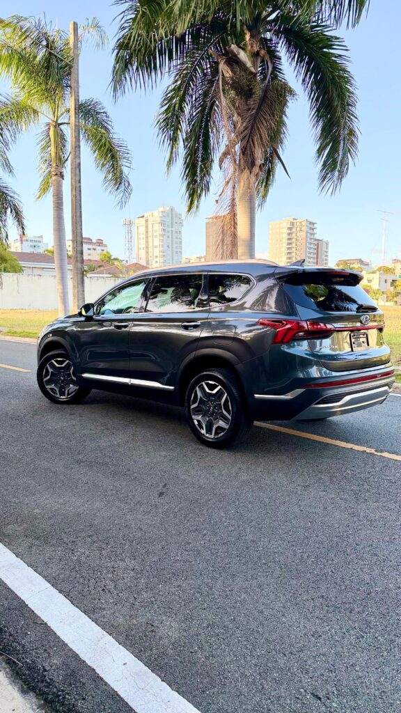 Hyundai Santa Fe Limited 2021