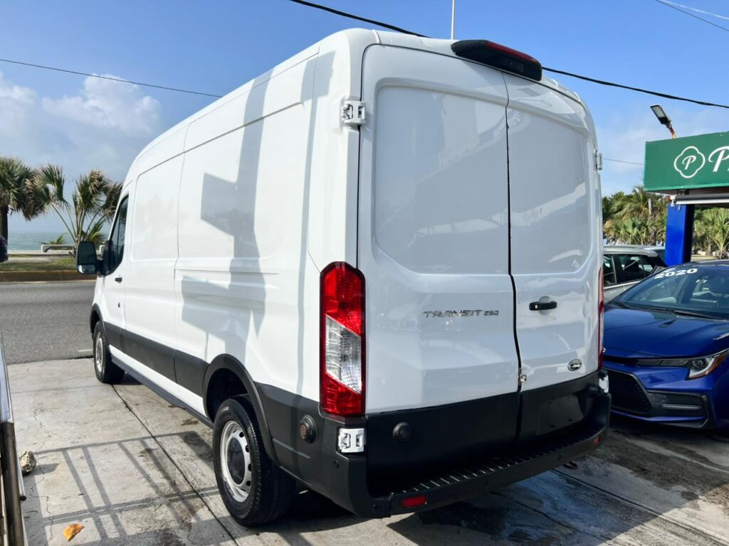 Ford Transit 250 Cargo 2020