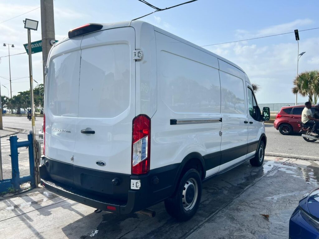 Ford Transit 250 Cargo 2020