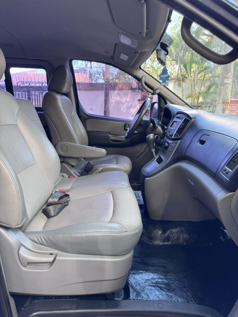 Hyundai Grand Starex 2017
