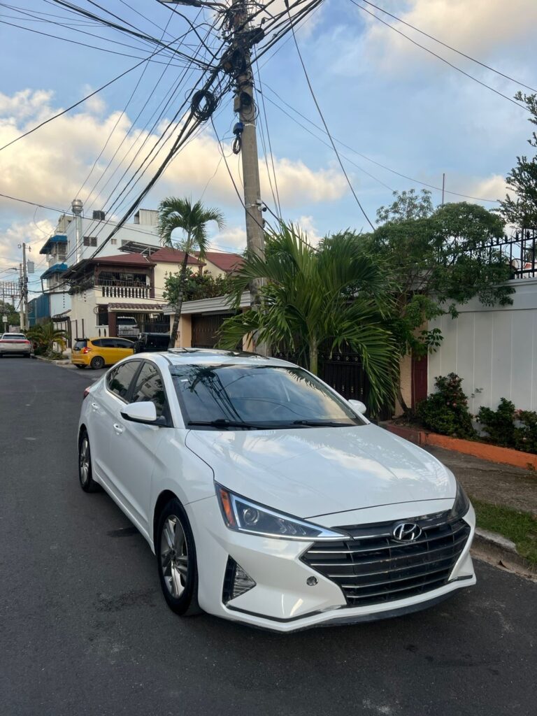 Hyundai Elantra Value edition 2020