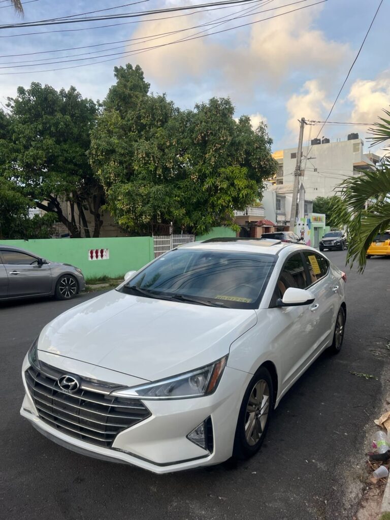 Hyundai Elantra Value edition 2020