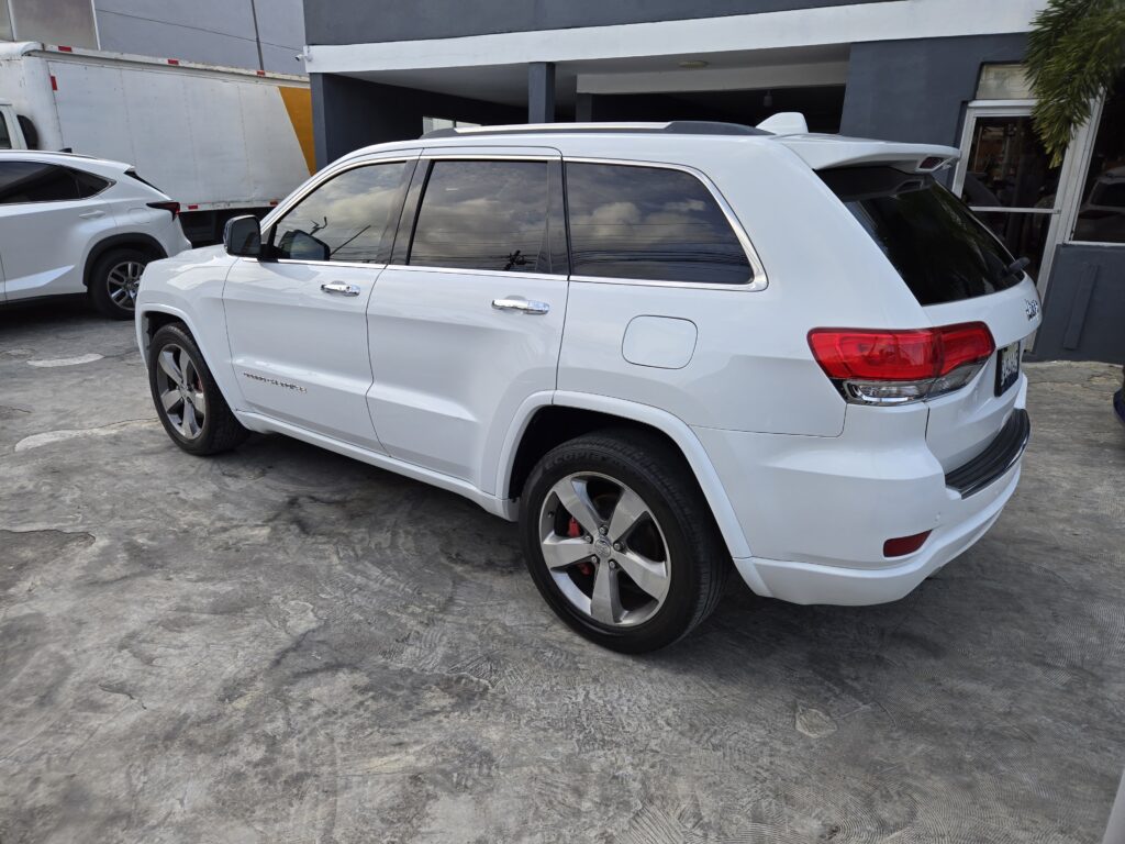Jeep Grand Cherokee Overland 2014