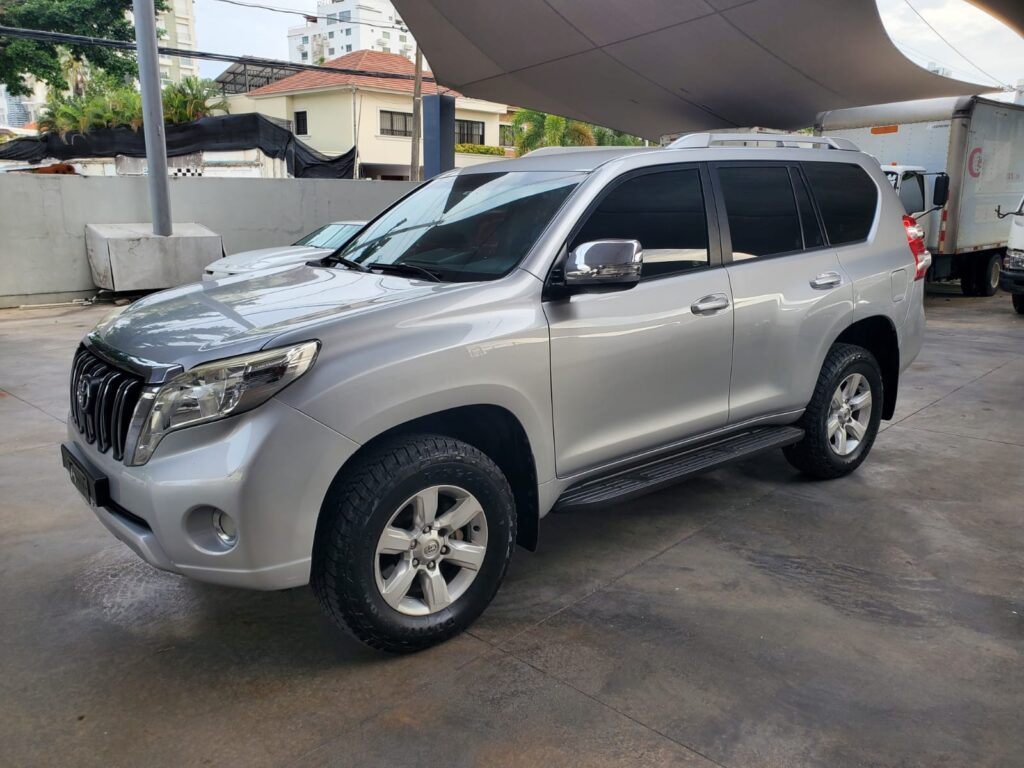 Toyota Land Cruiser Prado TXL 2017