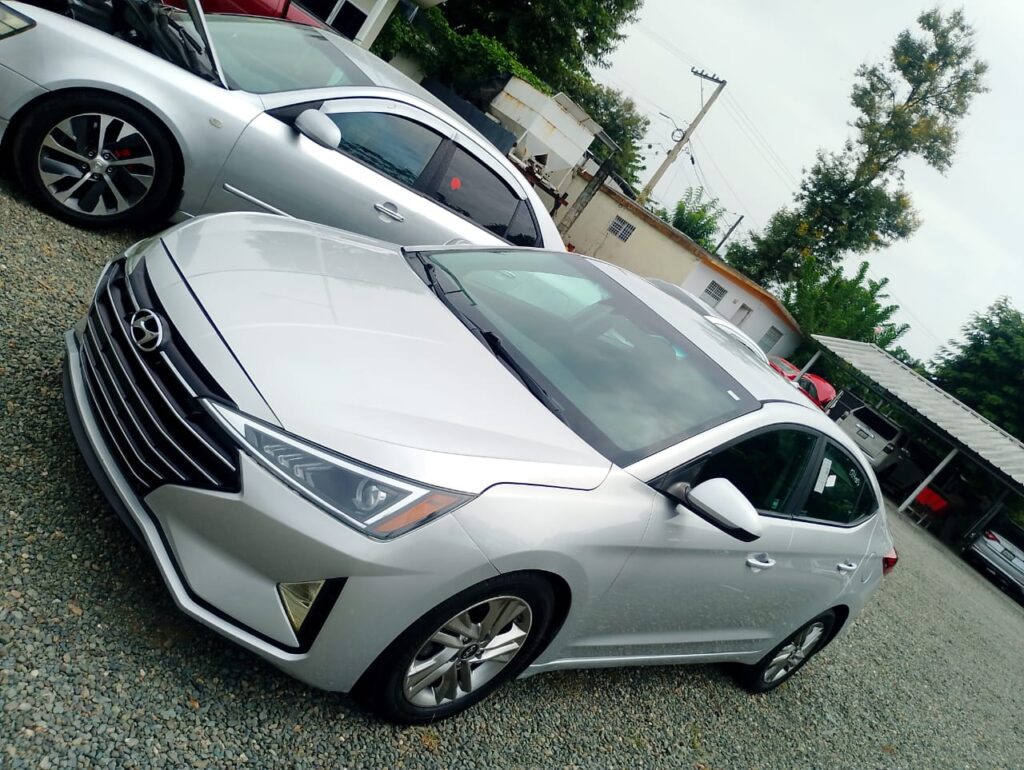 Hyundai Elantra 2020