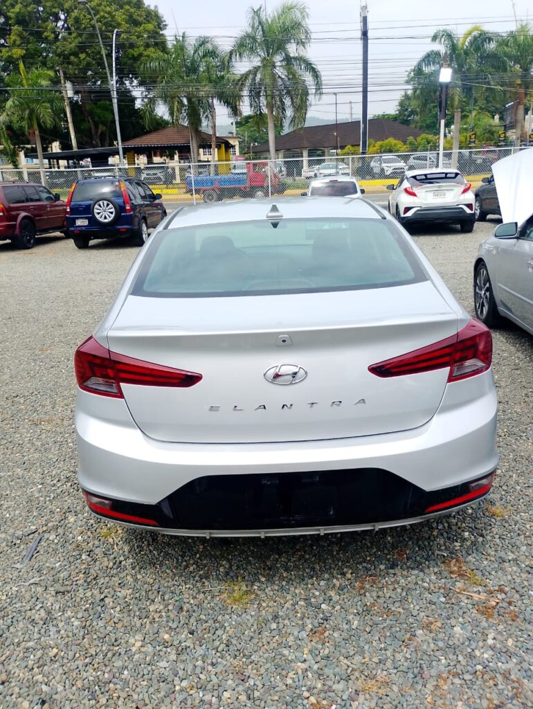 Hyundai Elantra 2020