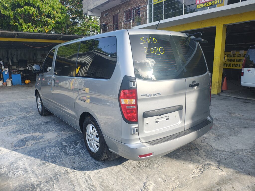 Hyundai Grand Starex 2020