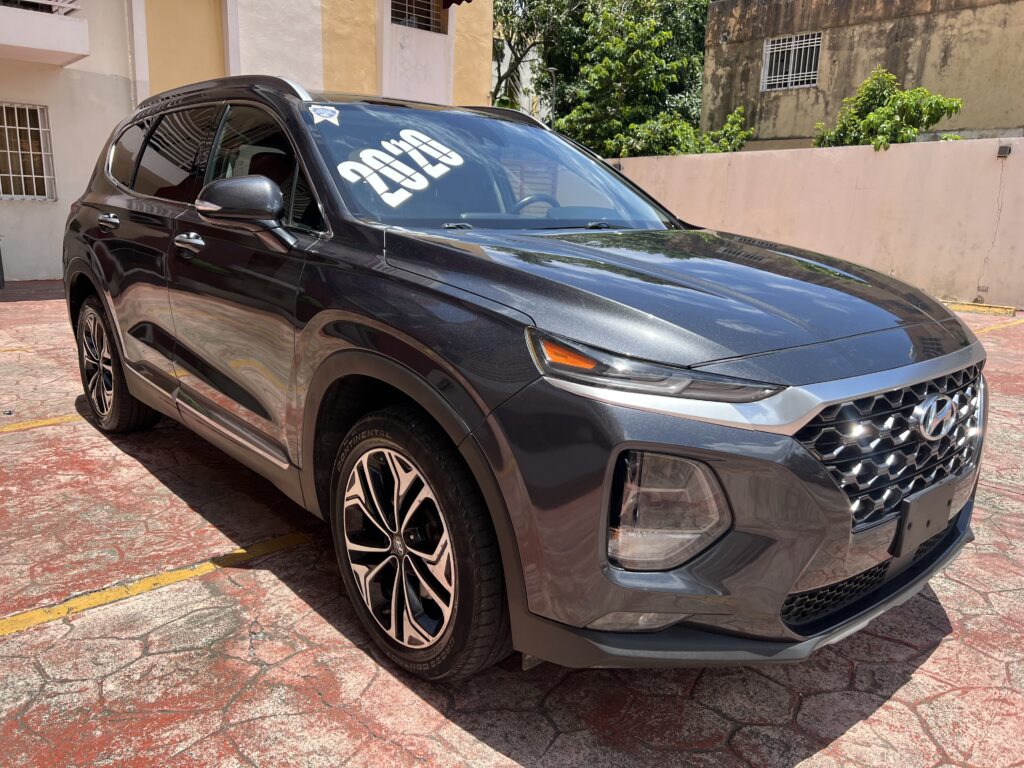 Hyundai Santa Fe SEL 2020