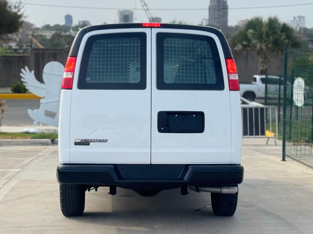 Chevrolet Express 1500 2020